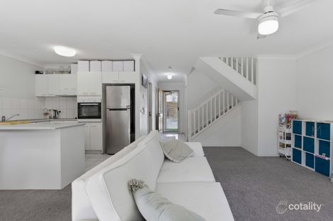 Property photo of 5/20 Huth Street Labrador QLD 4215