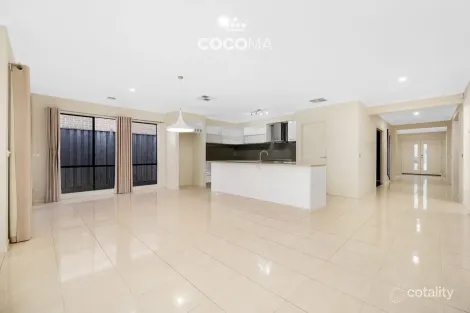 Property photo of 29 Daylily Drive Keysborough VIC 3173
