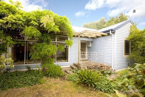 13 Douglass St, Herne Hill, VIC 3218