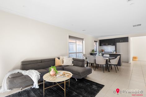 Property photo of 24 Muse Boulevard Truganina VIC 3029