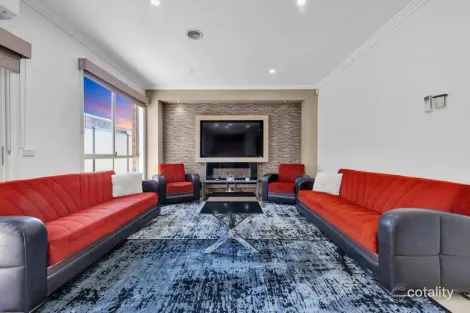Property photo of 28 Broadway Street Roxburgh Park VIC 3064