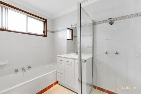 Property photo of 6 Goodenough Street Glenfield NSW 2167