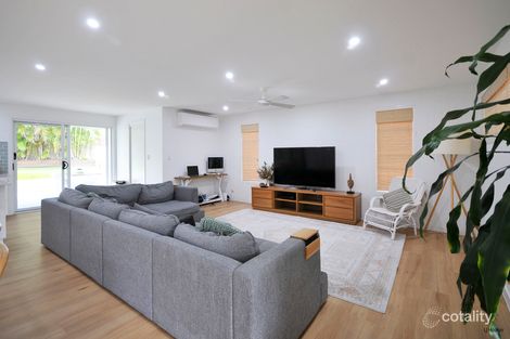 Property photo of 9 Coolibah Drive Palm Beach QLD 4221