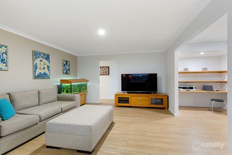 Property photo of 18 Margaret Close Brighton QLD 4017