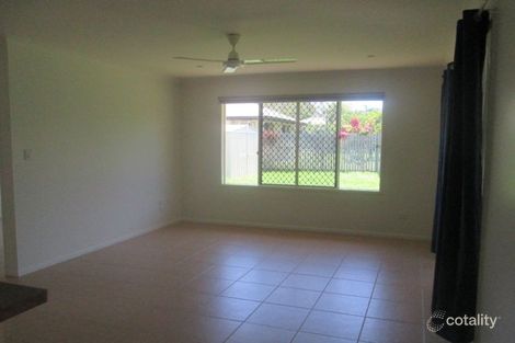 Property photo of 8 Greentree Circuit Bushland Beach QLD 4818