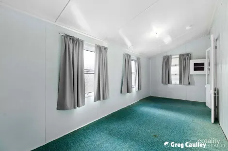 Property photo of 25 King Street Howard QLD 4659