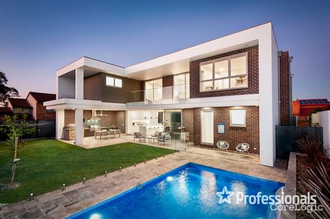 Property photo of 4 Renard Close Illawong NSW 2234