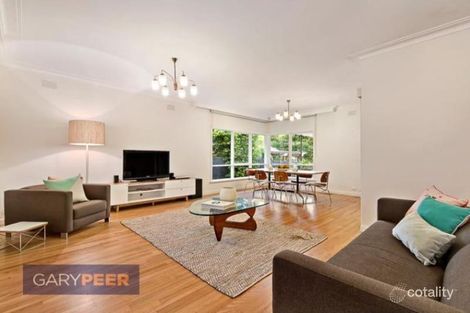 Property photo of 18 Stanley Parade Caulfield North VIC 3161