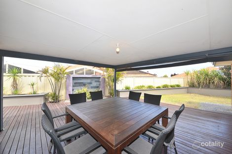 Property photo of 18 Bingarra Crescent Tapping WA 6065