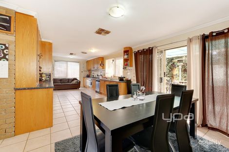 Property photo of 17 Keysborough Street Craigieburn VIC 3064
