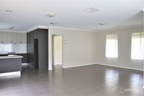 Property photo of 2/64 Clifford Street Warragul VIC 3820