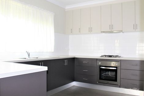 Property photo of 2/64 Clifford Street Warragul VIC 3820