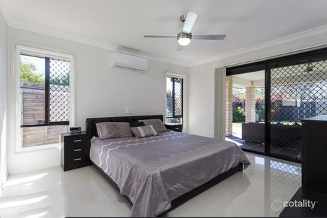 62 Lancaster Cct, Redland Bay, QLD 4165