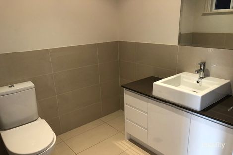 Property photo of 37 Young Circuit Elderslie NSW 2570