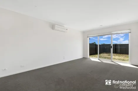 Property photo of 18 Derham Drive Point Cook VIC 3030