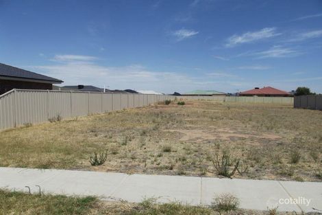 32 Lakeviews Cct, Yarrawonga, VIC 3730