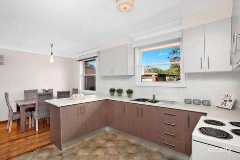 Property photo of 2 Fripp Crescent Beverly Hills NSW 2209