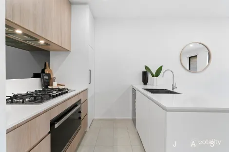 Property photo of 10 Holzer Crescent Braybrook VIC 3019