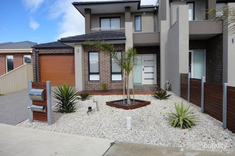 2/95 Jamieson Way, Point Cook, VIC 3030