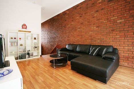 Property photo of 20/9-13 Wetherby Road Doncaster VIC 3108