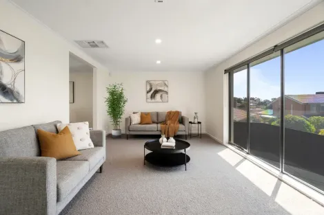 Property photo of 2 Navel Row Doncaster East VIC 3109