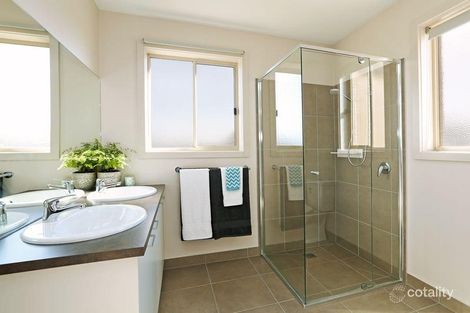 Property photo of 51 Volare Way Leopold VIC 3224