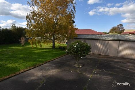 Property photo of 5 Linton Avenue Moe VIC 3825