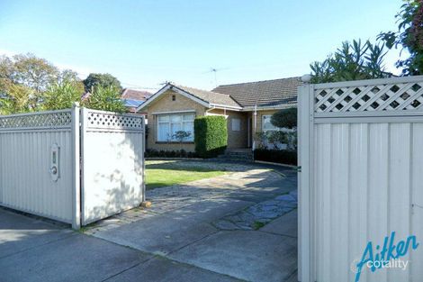 241 Warrigal Rd, Cheltenham, VIC 3192