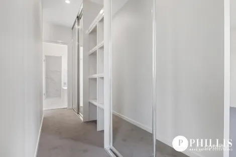 Property photo of 2/12 Victor Avenue Paradise Point QLD 4216