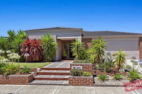 Property photo of 5 Merlin Drive Cranbourne North VIC 3977