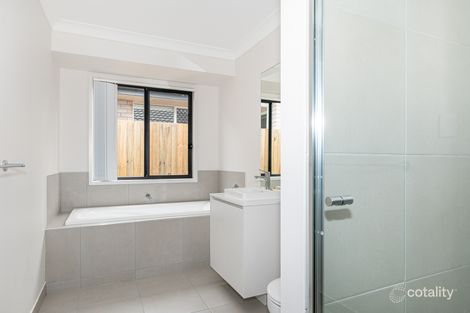Property photo of 33 Caladenia Street Deebing Heights QLD 4306