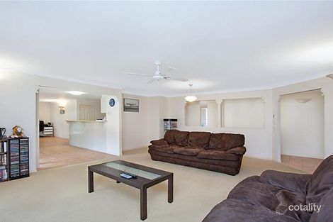Property photo of 38 Water Gum Street Elanora QLD 4221