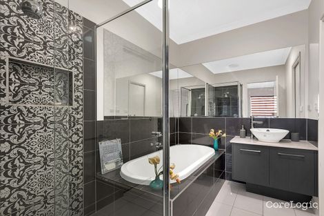Property photo of 14 Enderby Drive Mickleham VIC 3064