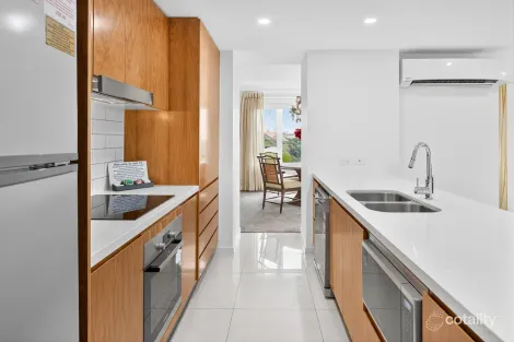 Property photo of 12/129 Surf Parade Broadbeach QLD 4218