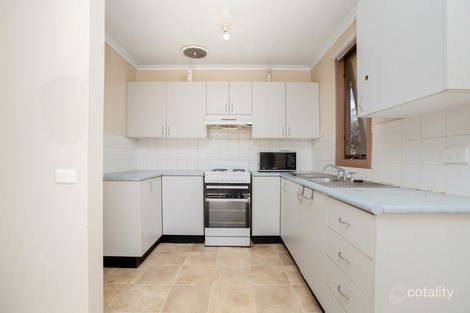 Property photo of 17 Warren Place Mount Austin NSW 2650