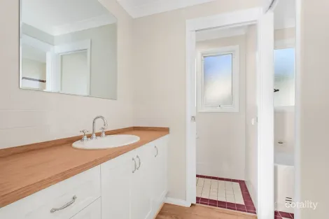 Property photo of 1 Christopher Place North Richmond NSW 2754