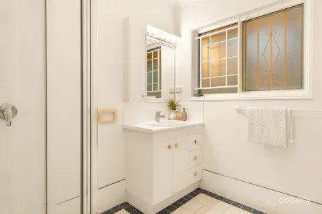 Property photo of 4 Conrad Place Wishart QLD 4122