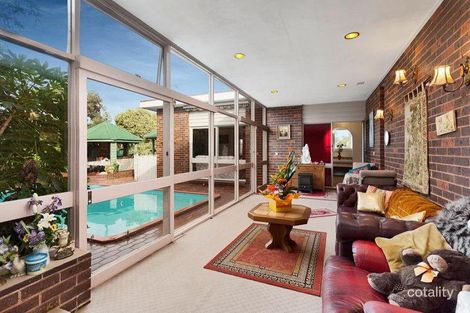 Property photo of 12 Erskine Ridge Mooroolbark VIC 3138