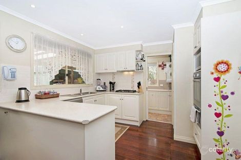 Property photo of 8 Geoffrey Court Cranbourne VIC 3977