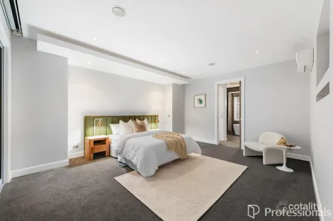 Property photo of 148 The Esplanade Caroline Springs VIC 3023