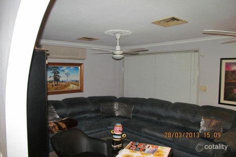 Property photo of 26 Polonia Avenue Plumpton NSW 2761