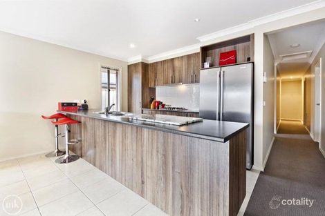 Property photo of 6 Positano Way Lalor VIC 3075
