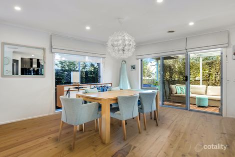 Property photo of 2/8 Kassan Gardens Endeavour Hills VIC 3802