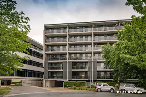 Property photo of 16/111 Canberra Avenue Griffith ACT 2603