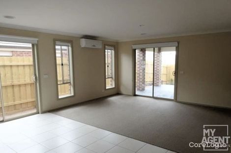 Property photo of 12 Chard Place Sunbury VIC 3429