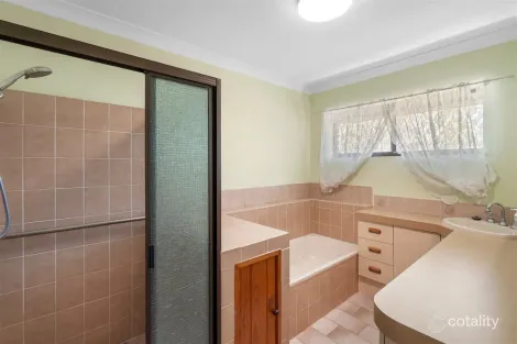 Property photo of 35 First Avenue Barellan Point QLD 4306