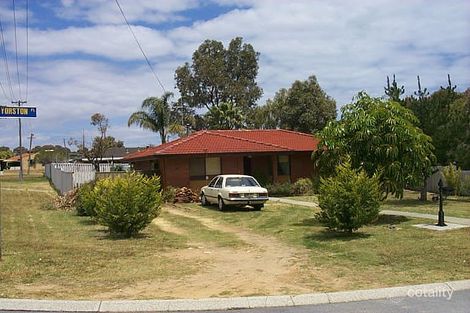 2 Yorston Pl, Hamilton Hill, WA 6163