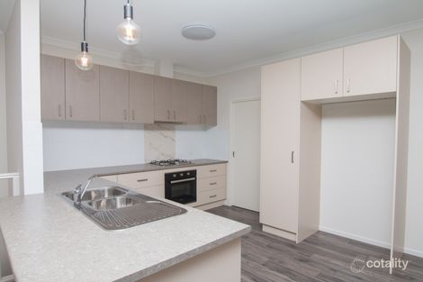 Property photo of 24 Napier Place Warrnambool VIC 3280