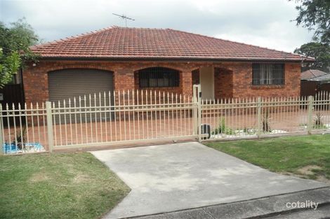 2a Newman St, Bass Hill, NSW 2197