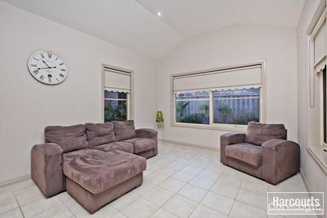 Property photo of 7 Federation Court Pakenham VIC 3810